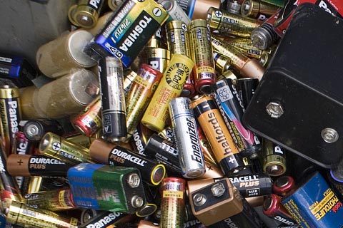 东山东山上门回收电动车电池|圣普威三元锂电池回收
